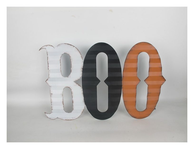 BOO standing word blocks