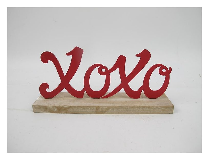 XOXO standing word block